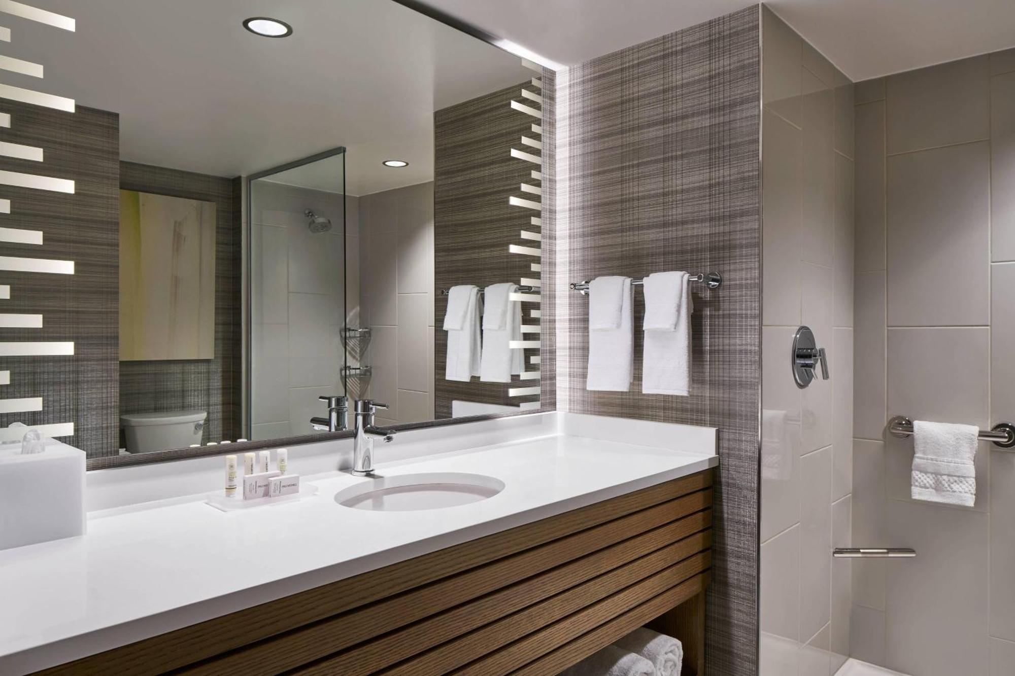 Courtyard By Marriott Washington Downtown/Convention Center Otel Dış mekan fotoğraf